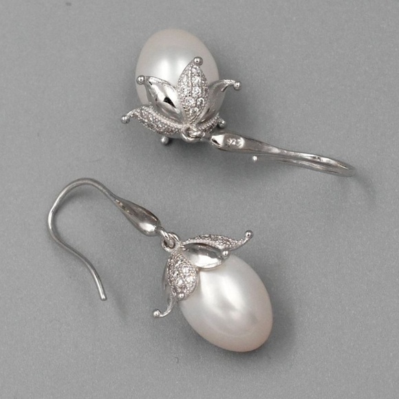 White Freshwater Pearl Sterling Silver Earrings - Picture 4 of 7